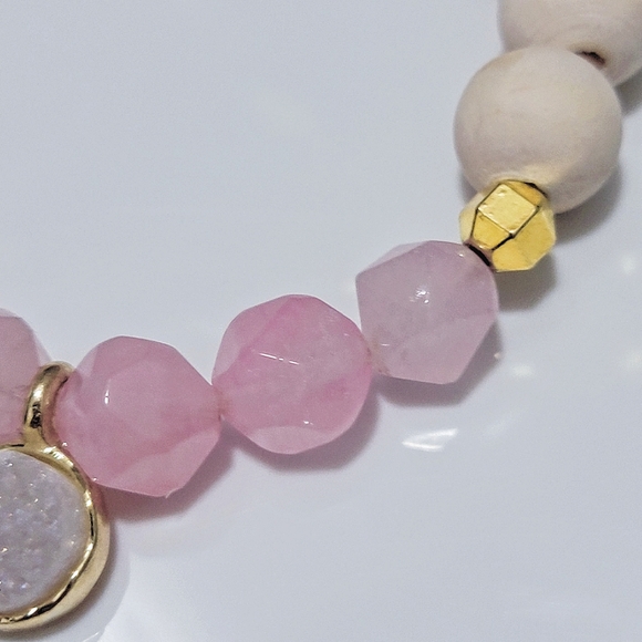 Matching Star Cut Semiprecious Rose Quartz Elastic Beaded Diffuser Bracelets - Picture 6 of 9